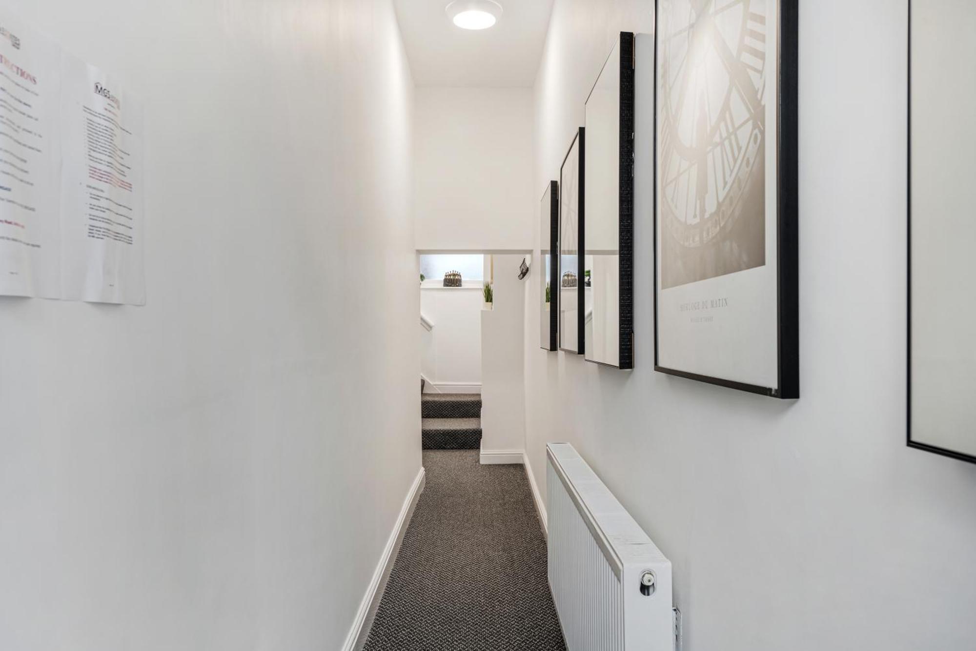 Anfield Cosy Stays - Air Host & Stay - Sleeps 14 Liverpool Eksteriør billede